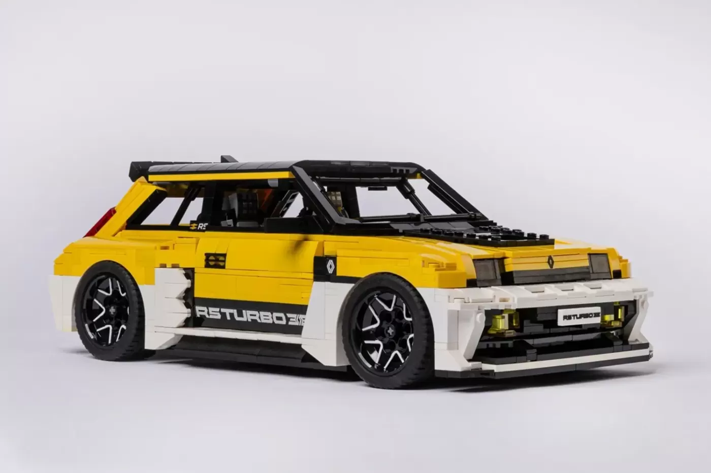 This 1:12 Scale LEGO® Renault 5 Turbo 3E Just Hit 10,000 Supporters